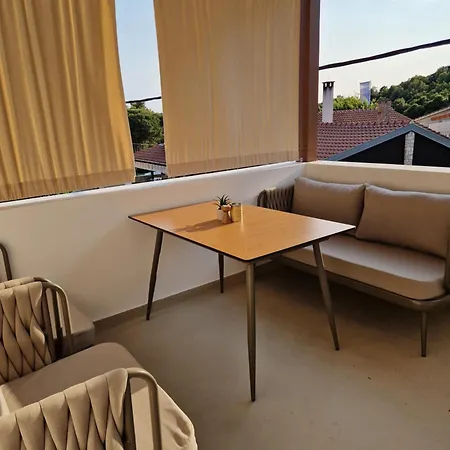 Maris I Maksim 公寓