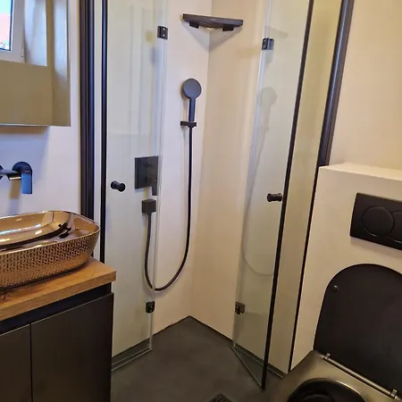 公寓 Maris I Maksim