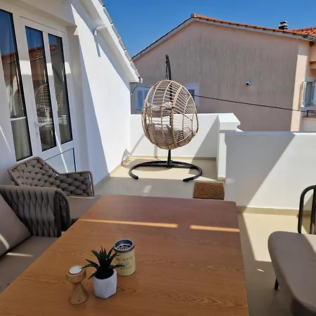 Maris I Maksim Tribalj