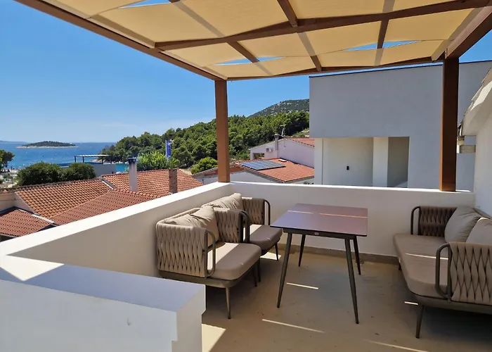 Maris I Maksim דירה *