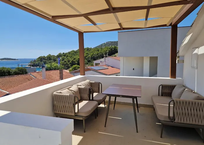 Maris I Maksim Apartman *